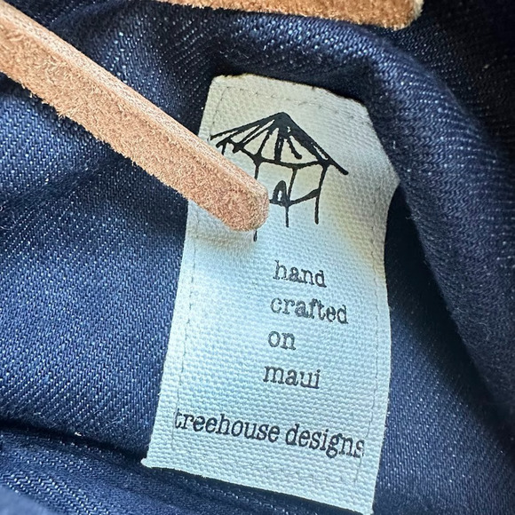 Maui HI Treehouse Designs Mauna Backpack Sling Denim Leather Young Living Zipper - Picture 7 of 8